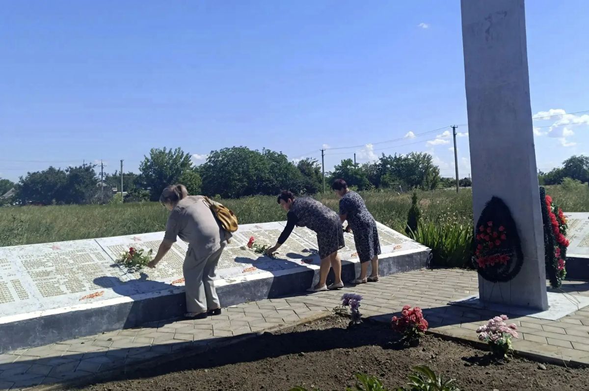 В Михайловском муниципальном округе почтили память жертв Великой Отечественной войны В Михайловском муниципальном округе почтили память жертв Великой Отечественной войны