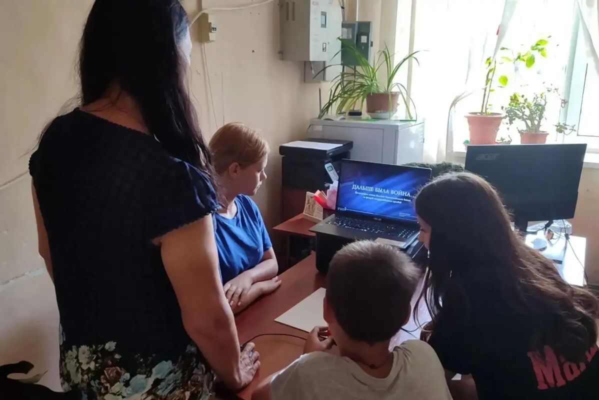 В селе Плодородном прошёл митинг в День памяти и скорби В селе Плодородном прошёл митинг в День памяти и скорби