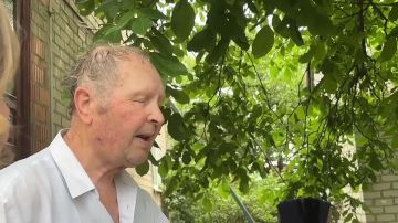 Черниговка помнит!. Сегодня мы делимся с вами видео, где наш земляк исполняет песню "Ты же выжил, солдат"
