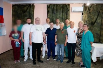 Поздравил военврачей с Днем медицинского работника