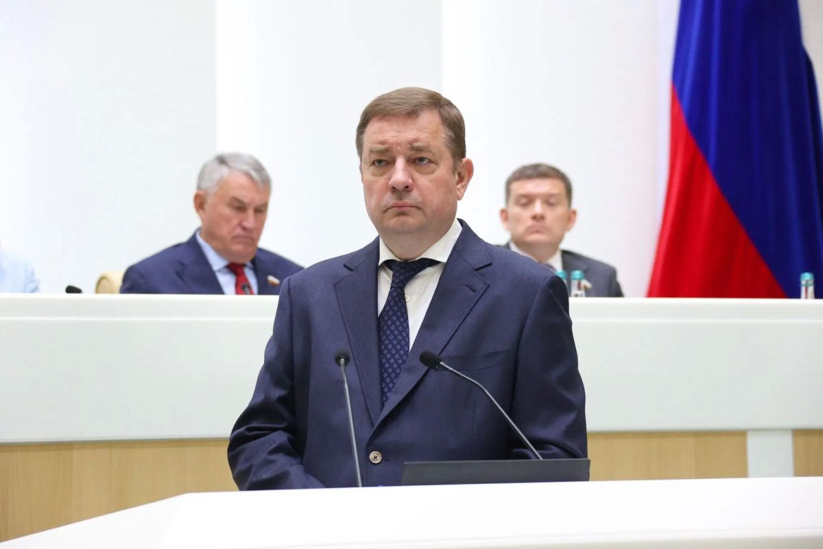 Дмитрий Ворона: Также на пленарном заседании включился в обсуждение итогов инвентаризации федерального имущества Дмитрий Ворона: Также на пленарном заседании включился в обсуждение итогов инвентаризации федерального имущества