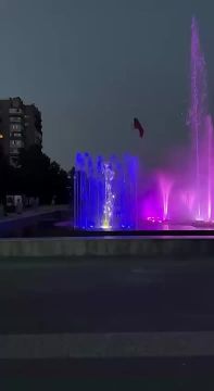 На главной площади в Мелитополе запущен обновлённый фонтан