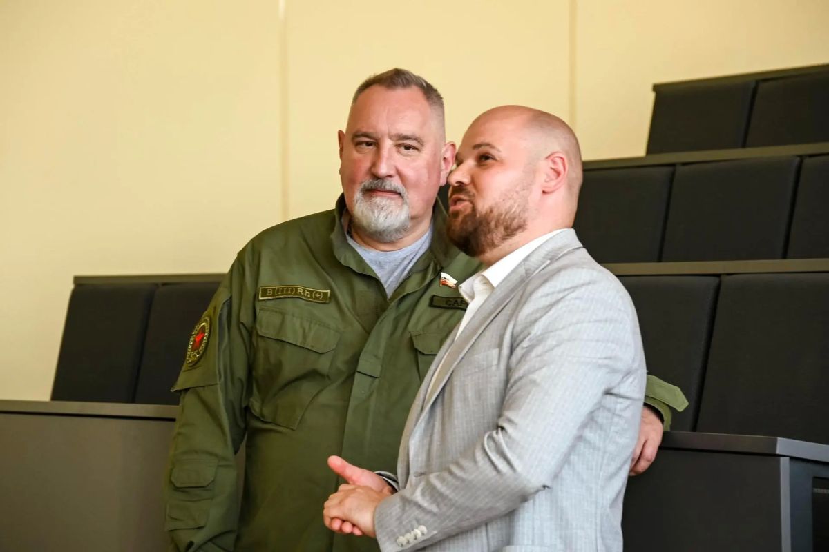 Приемная кампания МелГУ в разгаре: более 4 тысяч заявлений за 2 недели и рекордные бюджетные места Приемная кампания МелГУ в разгаре: более 4 тысяч заявлений за 2 недели и рекордные бюджетные места