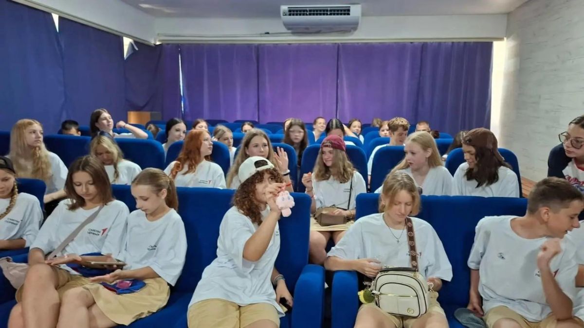 «Кем быть?»: профориентация с игрой и подарками «Кем быть?»: профориентация с игрой и подарками