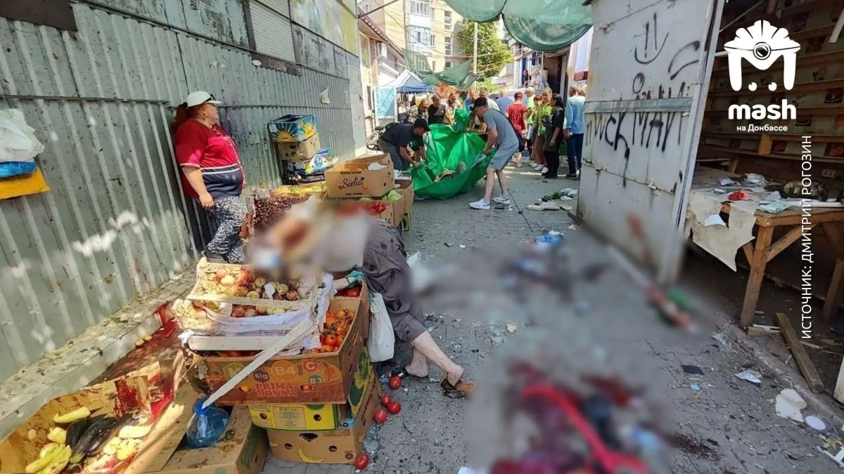 Страшные фото с рынка в Токмаке, который сегодня обстреляли беспилотники ВСУ