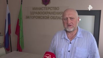 Четверо пострадавших с тяжелыми травмами от удара ВСУ по рынку в Токмаке доставлены в Мелитопольскую областную больницу, еще 14 человек перемещены в центральную районную больницу, сообщил министр здравоохранения Запорожской...