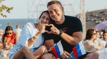 Молодежь из Запорожской области создаст турмаршруты Новороссии на «Тавриде.АРТ» в Судаке