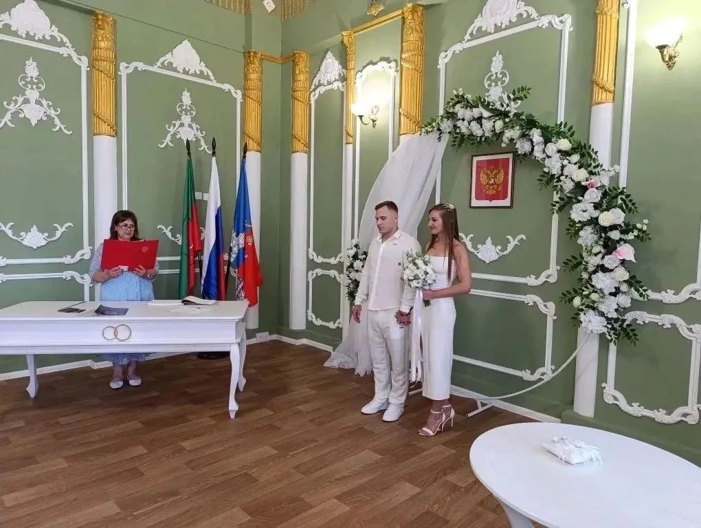 В преддверии Дня семьи, любви и верности, в красивую дату 07.07.2026 в Васильевке зажглись две новые звезды семейного счастья! В преддверии Дня семьи, любви и верности, в красивую дату 07.07.2026 в Васильевке зажглись две новые звезды семейного счастья!