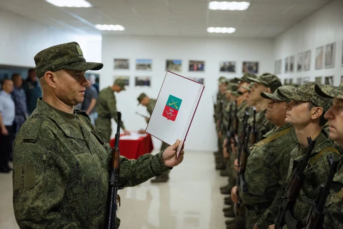 Евгений Балицкий: Добровольцы батальона Запорожской области «БАРС-Запорожье» приняли военную присягу Евгений Балицкий: Добровольцы батальона Запорожской области «БАРС-Запорожье» приняли военную присягу