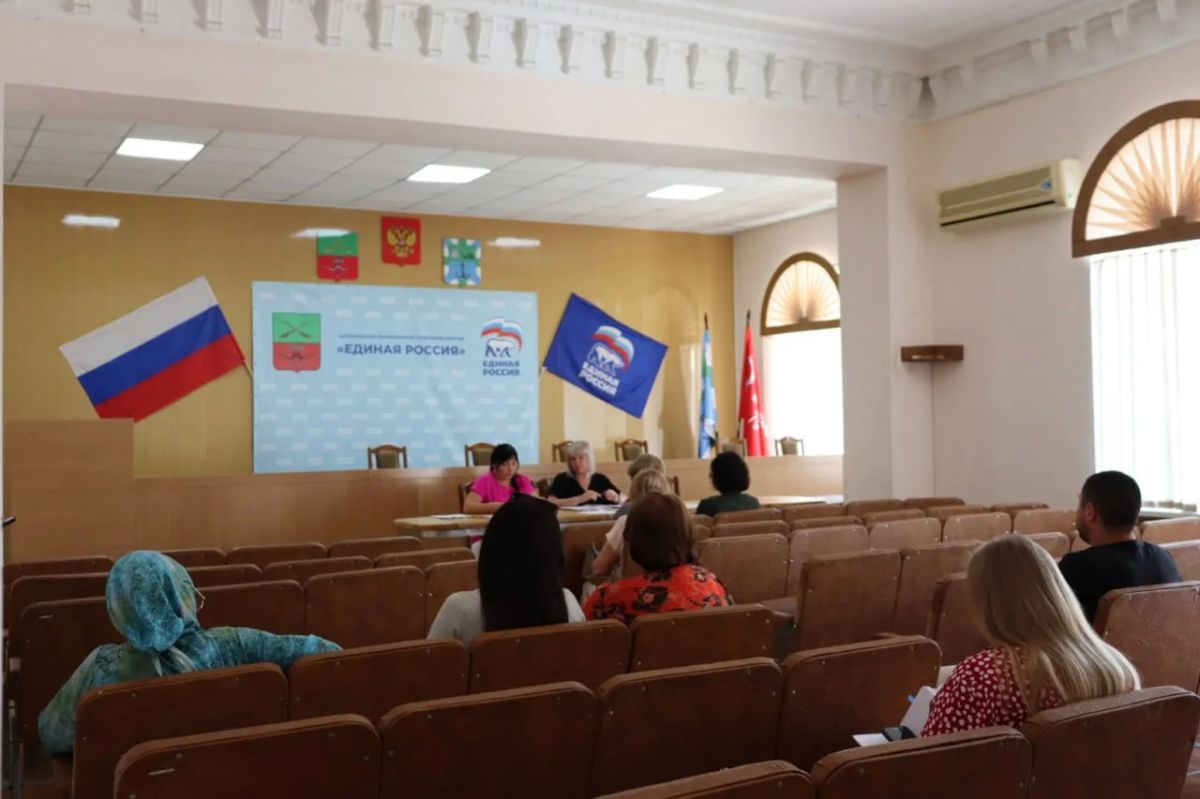 Заседание КДН: решения по профилактике и защите прав несовершеннолетних Заседание КДН: решения по профилактике и защите прав несовершеннолетних