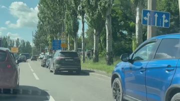 На мариупольской трассе и трассе «Новороссия» без «Хорнетов» и бензина