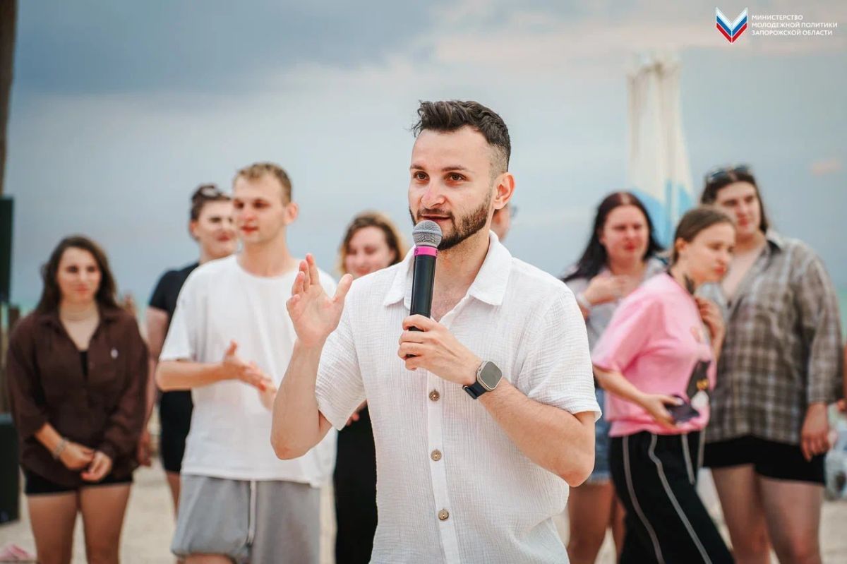 Танцы, вечер на берегу моря, катание на сапах — это лишь малая часть того, чем запомнился этот день Танцы, вечер на берегу моря, катание на сапах — это лишь малая часть того, чем запомнился этот день