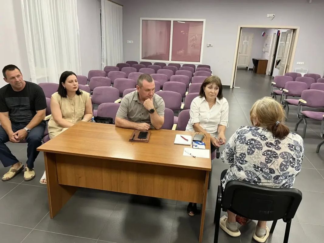 В День семьи, любви и верности специалисты ведомств Запорожской области объединились для правовой поддержки граждан В День семьи, любви и верности специалисты ведомств Запорожской области объединились для правовой поддержки граждан