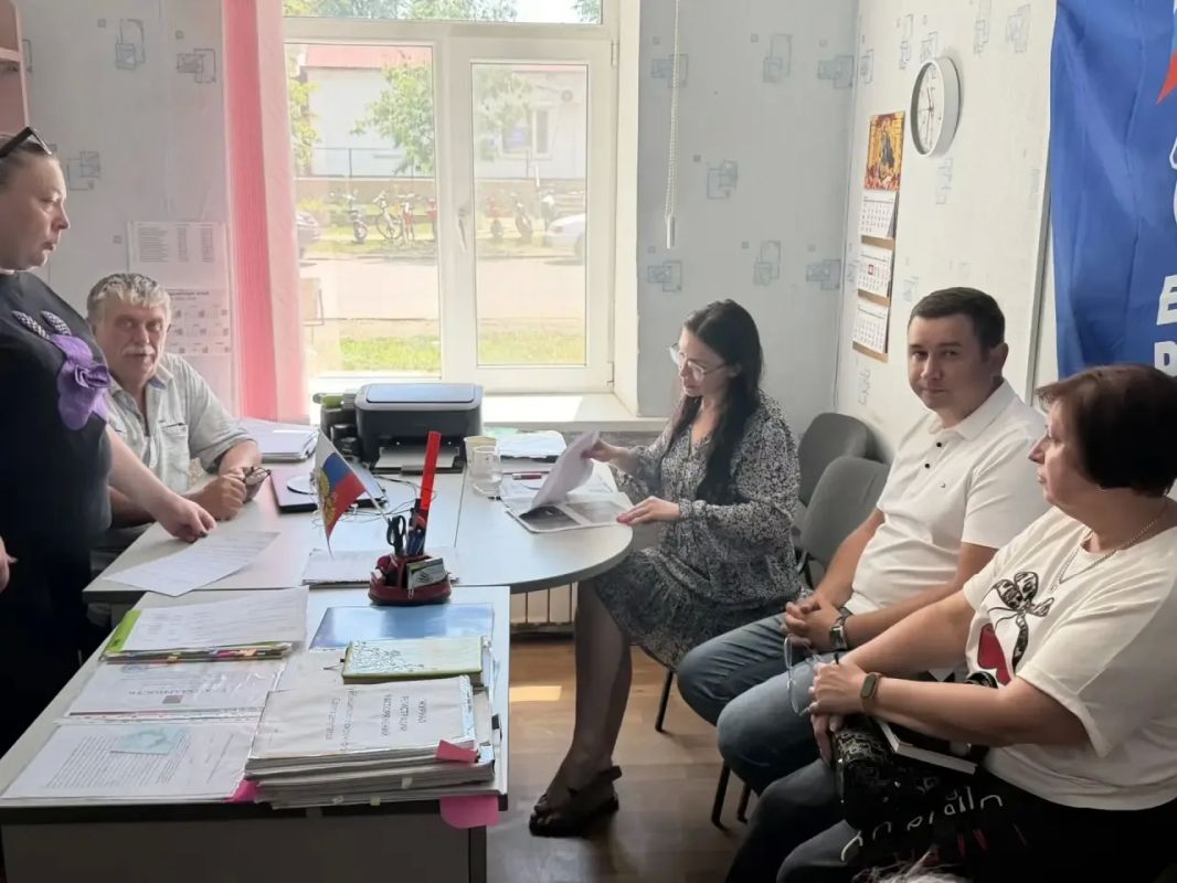 В День семьи, любви и верности специалисты ведомств Запорожской области объединились для правовой поддержки граждан В День семьи, любви и верности специалисты ведомств Запорожской области объединились для правовой поддержки граждан