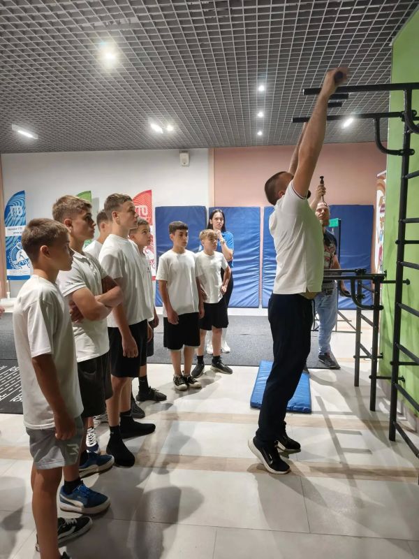 Юлия Сажаева: #Карта_действий. В водно-спортивном комплексе «Южный» прошла подготовка по нормативам ГТО для несовершеннолетних, состоящих на профилактическом учёте Юлия Сажаева: #Карта_действий. В водно-спортивном комплексе «Южный» прошла подготовка по нормативам ГТО для несовершеннолетних, состоящих на профилактическом учёте