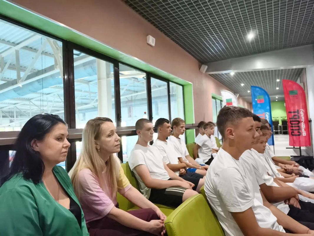 Юлия Сажаева: #Карта_действий. В водно-спортивном комплексе «Южный» прошла подготовка по нормативам ГТО для несовершеннолетних, состоящих на профилактическом учёте Юлия Сажаева: #Карта_действий. В водно-спортивном комплексе «Южный» прошла подготовка по нормативам ГТО для несовершеннолетних, состоящих на профилактическом учёте