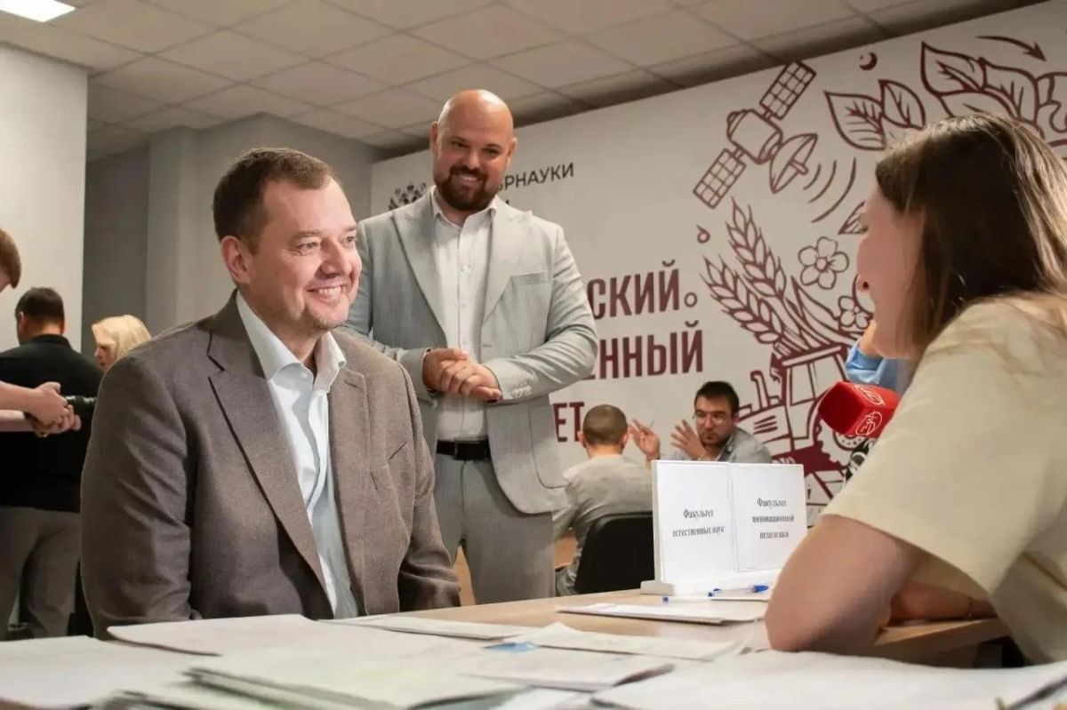 Евгений Балицкий: Сегодня с рабочим визитом посетил Мелитопольский государственный университет Евгений Балицкий: Сегодня с рабочим визитом посетил Мелитопольский государственный университет