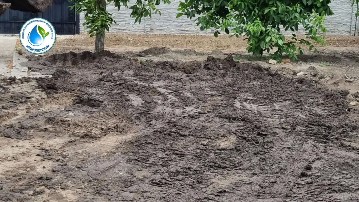 Специалисты филиала «Мелитопольское ПУВКХ» ГУП ЗО «Вода Запорожья» завершили аварийно-восстановительные работы по устранению порыва на водопроводной сети по адресу: ул. Белякова, г. Мелитополь Специалисты филиала «Мелитопольское ПУВКХ» ГУП ЗО «Вода Запорожья» завершили аварийно-восстановительные работы по устранению порыва на водопроводной сети по адресу: ул. Белякова, г. Мелитополь