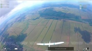 Операторы БпЛА 1198 мотострелкового полка 35 гвардейской общевойсковой армии группировки войск «Восток» продолжают очистку неба Запорожского направления от присутствия вражьей нечисти