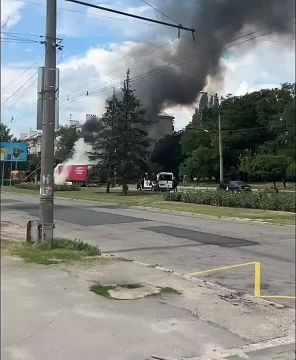 Прилет БПЛА по фуре в запорожье