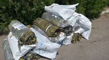 Артиллеристам на Запорожском направлении передали маскировочные сети