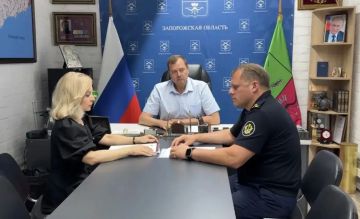 Евгений Балицкий: Совместно с первым заместителем Оксаной Викторовной Вьюник провёл рабочее совещание с начальником УФСИН России по Запорожской области Евгением Викторовичем Заярко