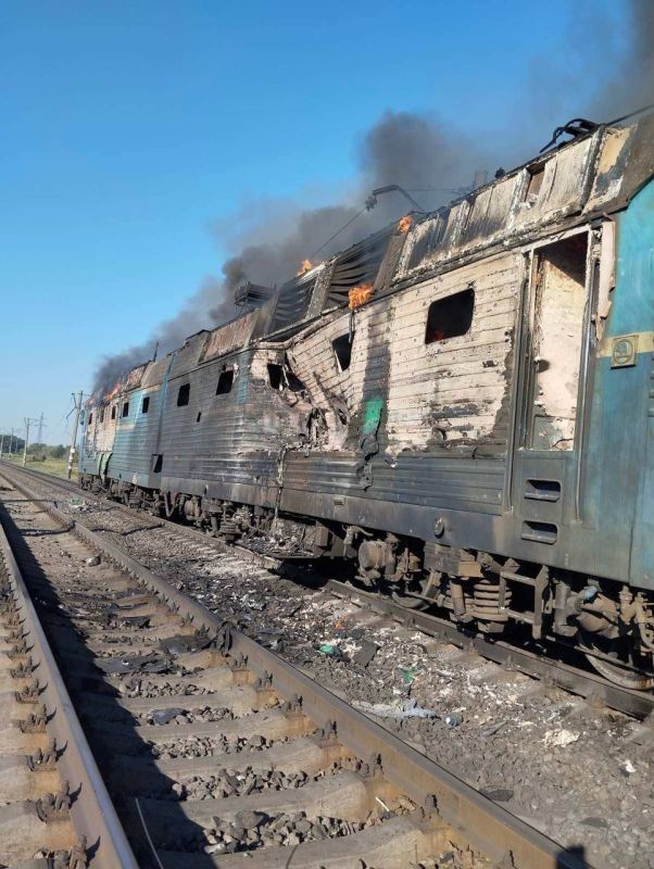 «Герани» вывели из строя украинский локомотив в Запорожской области «Герани» вывели из строя украинский локомотив в Запорожской области