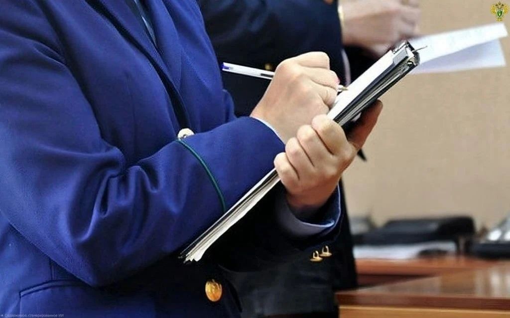 Прокуратурой Приморского района проведена проверка исполнения требований законодательства в области обеспечения качества и безопасности пищевых продуктов