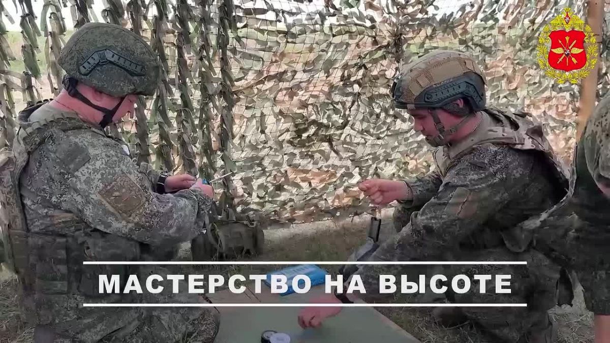 Комплексная тренировка дроноводов: расчеты FPV-дронов совершенствуют навыки на полигоне в тылу зоны СВО