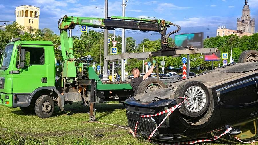 За минувшие сутки на российских дорогах произошло 271 ДТП, в которых погибли 26 и получили ранения 317 человек