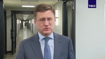 Меры правительства по стабилизации топливного рынка дают результаты, заявил Новак в эфире "Вестей"