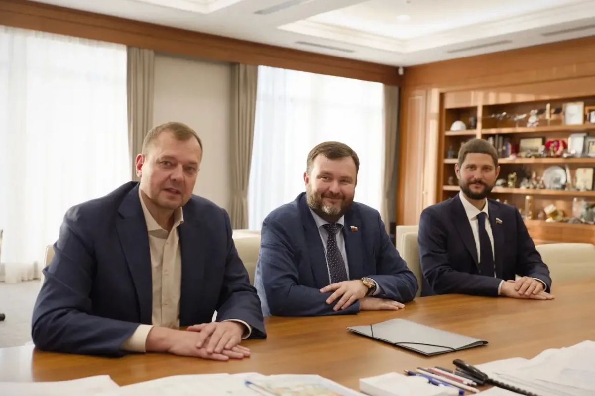 В Минстрое России прошло совещание по вопросам развития Запорожской области В Минстрое России прошло совещание по вопросам развития Запорожской области