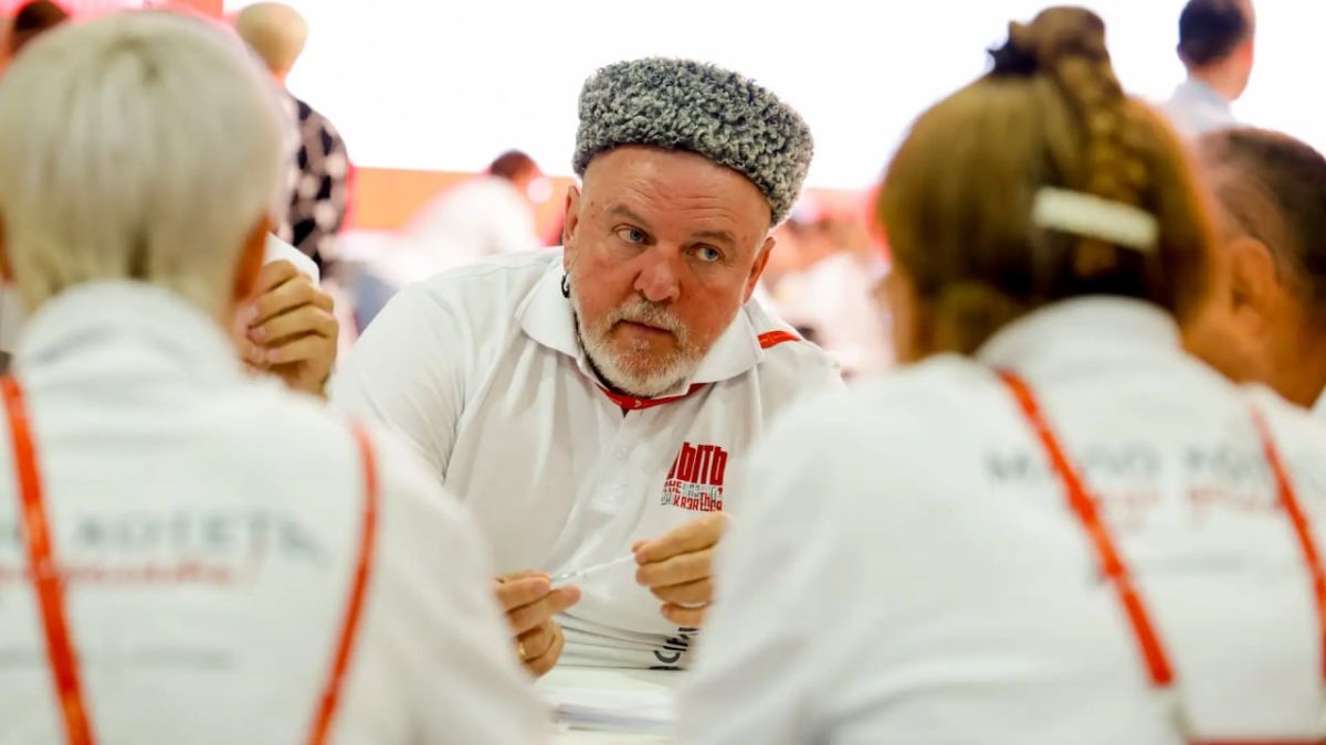 Представитель Запорожской области принял участие в четвёртом полуфинале Всероссийского конкурса наставников «Быть, а не казаться» Представитель Запорожской области принял участие в четвёртом полуфинале Всероссийского конкурса наставников «Быть, а не казаться»