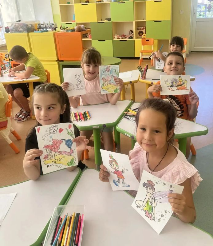 Летние приключения с «Книжным рюкзачком»: библиотекари открывают детям мир загадок и сказок Летние приключения с «Книжным рюкзачком»: библиотекари открывают детям мир загадок и сказок