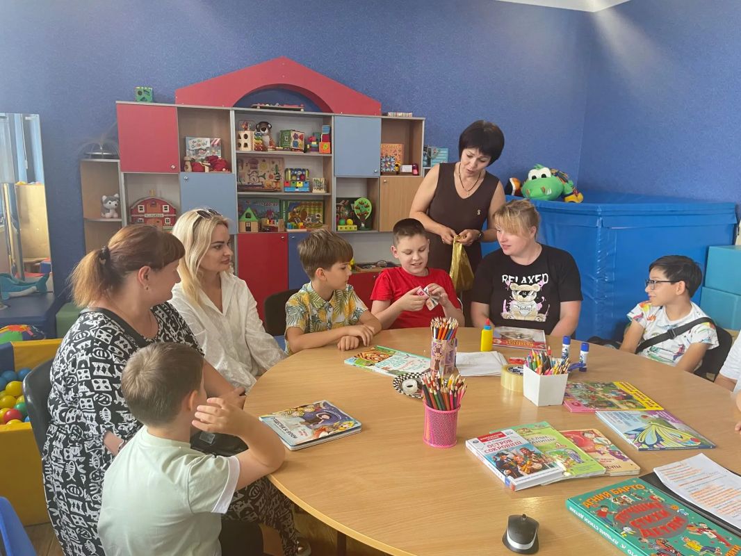 В ГБУ "Комплексный центр социального обслуживания населения" Министерства труда и социальной политики Запорожской области в отделении комплексной реабилитации детей-инвалидов учителем-логопедом Подиловой О.П. и...