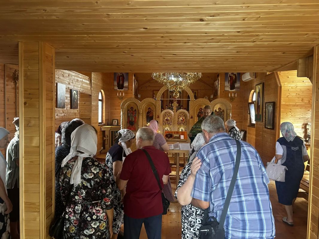 24 июля в Приморске в недавно открытом деревянном храме святых благоверных князей Петра и Февронии состоялось торжественное богослужение, посвященное памяти Святой равноапостольной великой княгини Ольги 24 июля в Приморске в недавно открытом деревянном храме святых благоверных князей Петра и Февронии состоялось торжественное богослужение, посвященное памяти Святой равноапостольной великой княгини Ольги