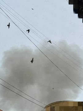 Запорожье в дыму после прилетов