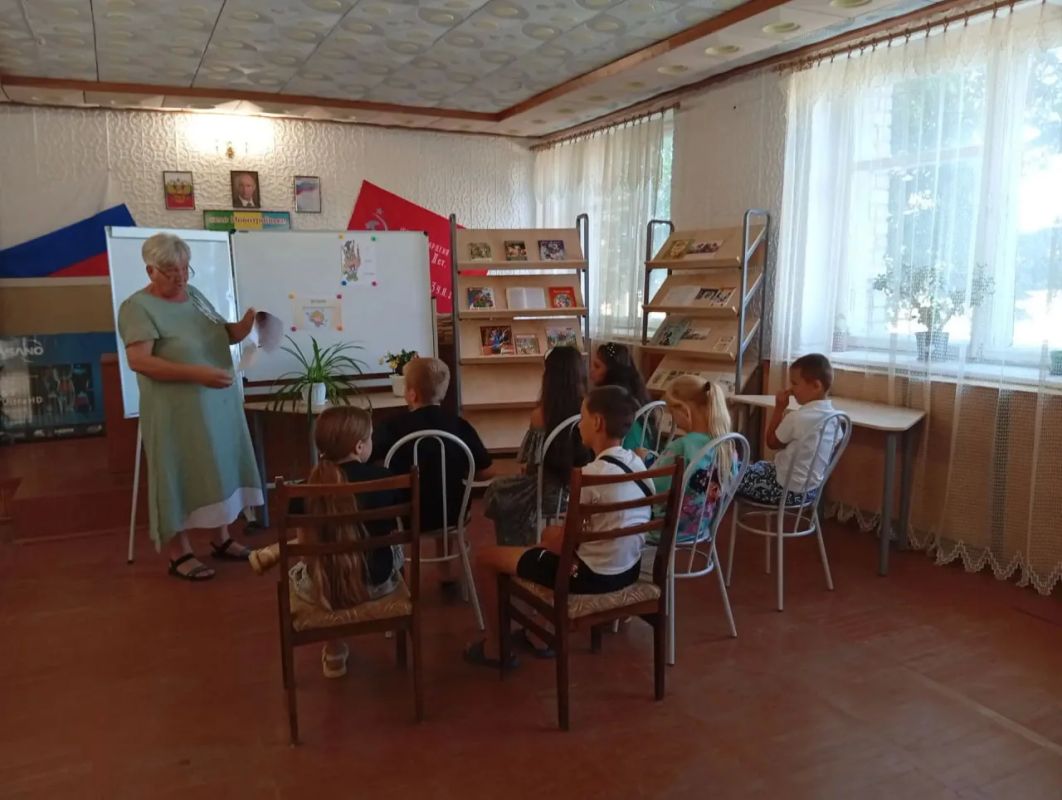 В мире загадок: игровое путешествие в библиотеке села Новотроицкое В мире загадок: игровое путешествие в библиотеке села Новотроицкое