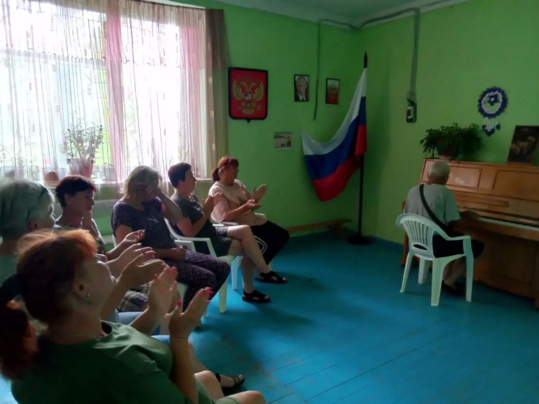 В ДК села Новотроицкое прошел вечер памяти Владимира Высоцкого В ДК села Новотроицкое прошел вечер памяти Владимира Высоцкого