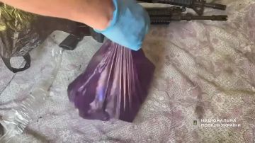 Боевики печально известной "Скалы" приторговывали оружием, в том числе — западным