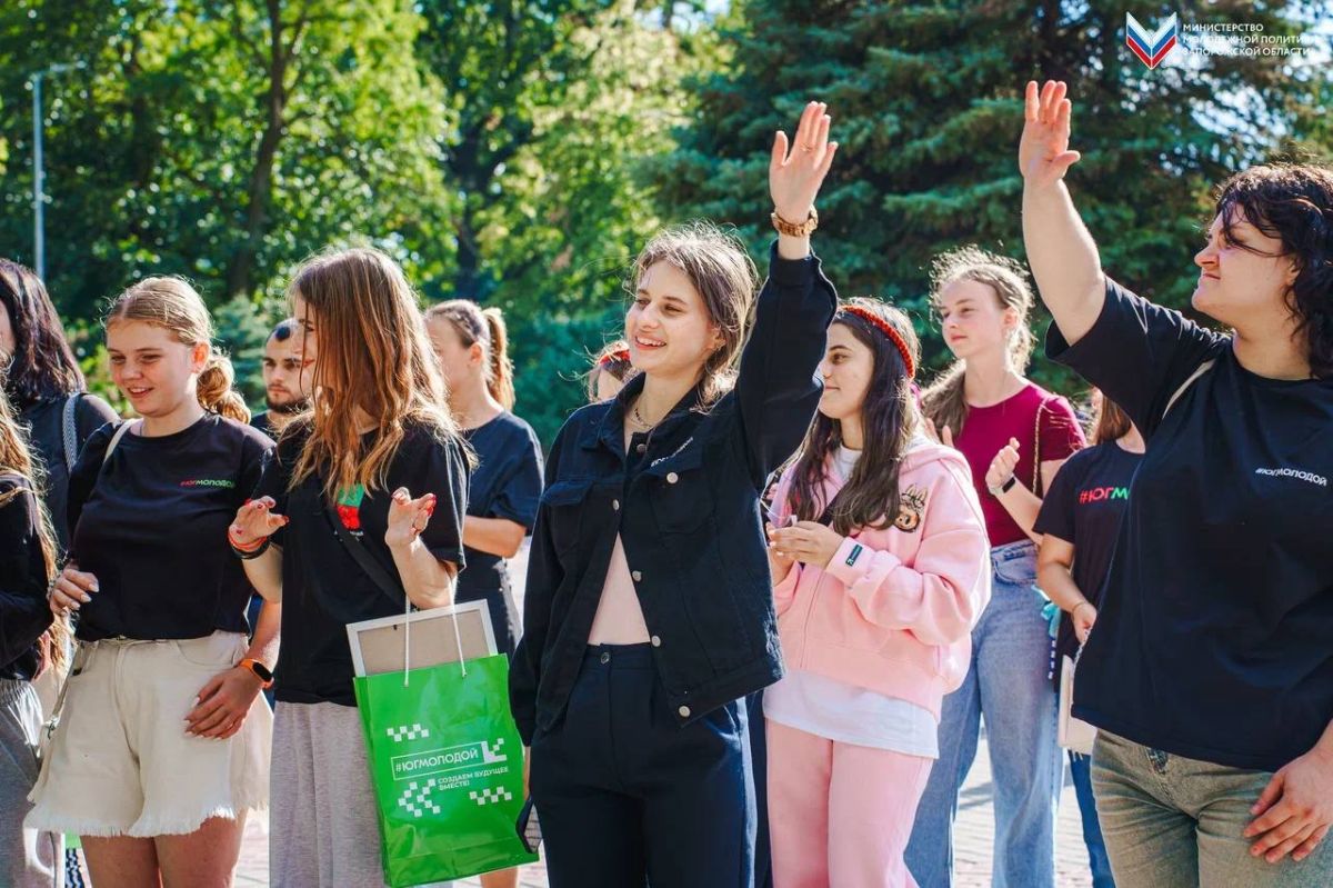 4 года, 33 местных отделения, множество активных ребят....и это только начало большого пути 4 года, 33 местных отделения, множество активных ребят....и это только начало большого пути