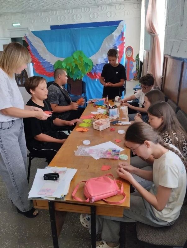 Международный День Дружбы отметили в Детских объединенных кружках Акимовского муниципального округа Международный День Дружбы отметили в Детских объединенных кружках Акимовского муниципального округа