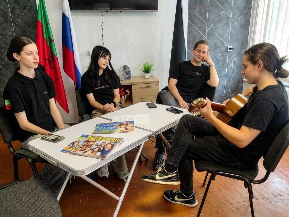 Дружба — это главная сила! Активисты «Юг Молодой» отметили Международный день дружбы! Дружба — это главная сила! Активисты «Юг Молодой» отметили Международный день дружбы!