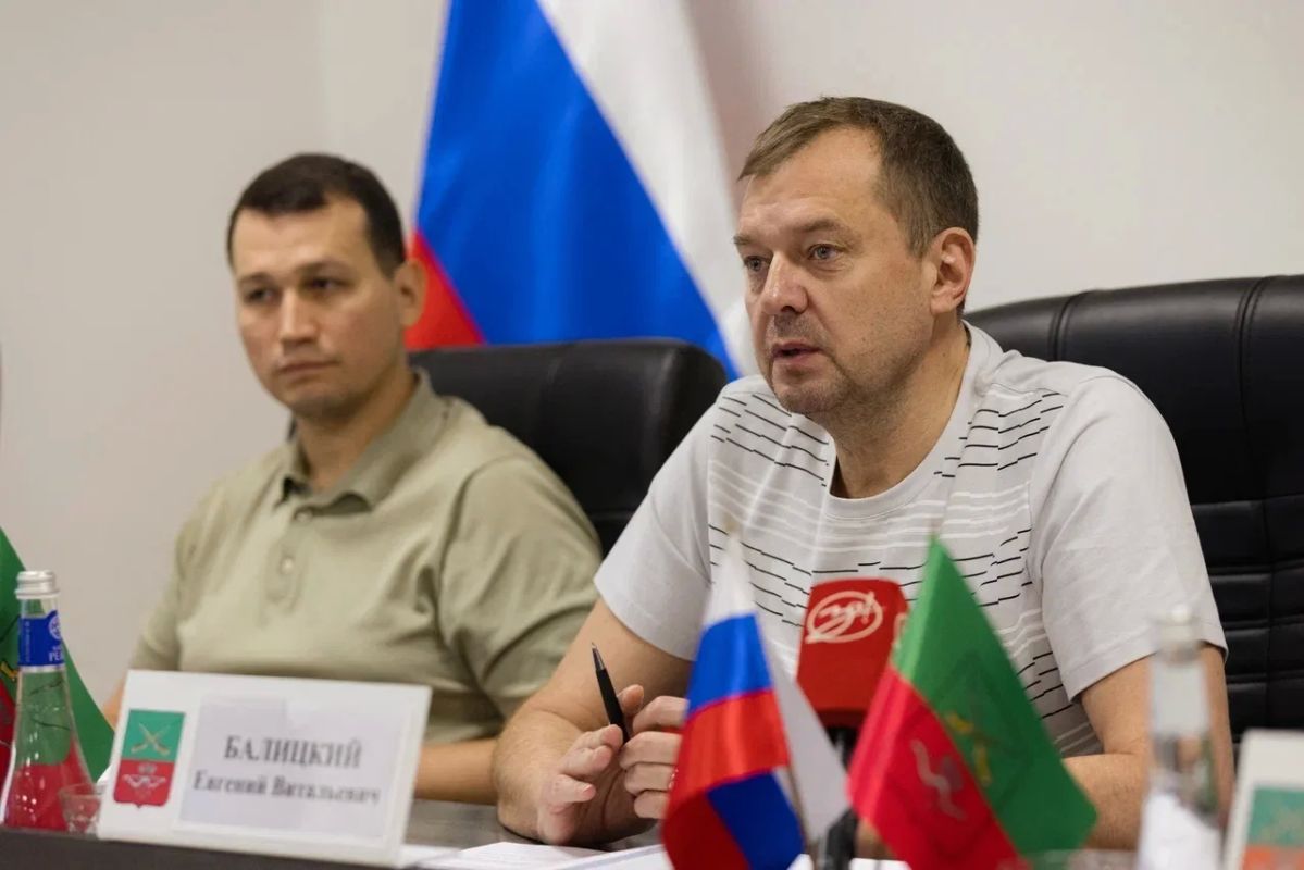 Евгений Балицкий: С рабочим визитом Запорожскую область посетил заместитель министра строительства и жилищно-коммунального хозяйства Российской Федерации Алмаз Шаукатович Хусаинов Евгений Балицкий: С рабочим визитом Запорожскую область посетил заместитель министра строительства и жилищно-коммунального хозяйства Российской Федерации Алмаз Шаукатович Хусаинов