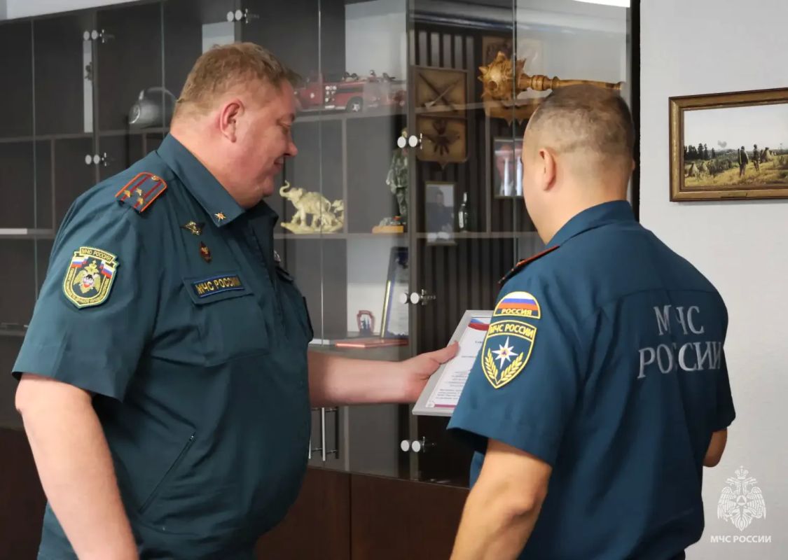 В Главном управлении МЧС России по Запорожской области наградили сотрудников материально-технического подразделения В Главном управлении МЧС России по Запорожской области наградили сотрудников материально-технического подразделения