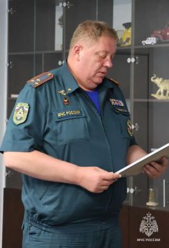В Главном управлении МЧС России по Запорожской области наградили сотрудников материально-технического подразделения