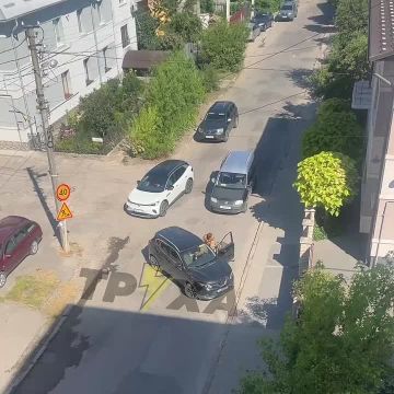 ������� ����������� ��� � ��������� �������� ������� �� ���������� ������� ������, ����� ���� ����� �� ���� � ���� � ������� � ���� ���