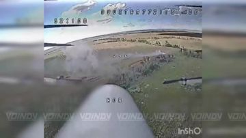 Операторы БпЛА 77 отдельного полка беспилотных систем группировки войск «Восток» выявили и уничтожили пункты управления беспилотниками противника на Запорожском направлении