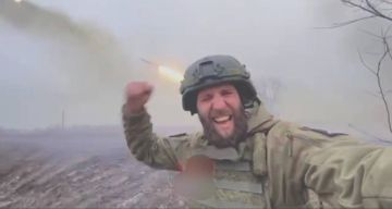 Друг нашего проекта военкор Тимофей Ермаков работает в Донбассе с первого дня СВО и ведёт канал Синяя Z Борода!