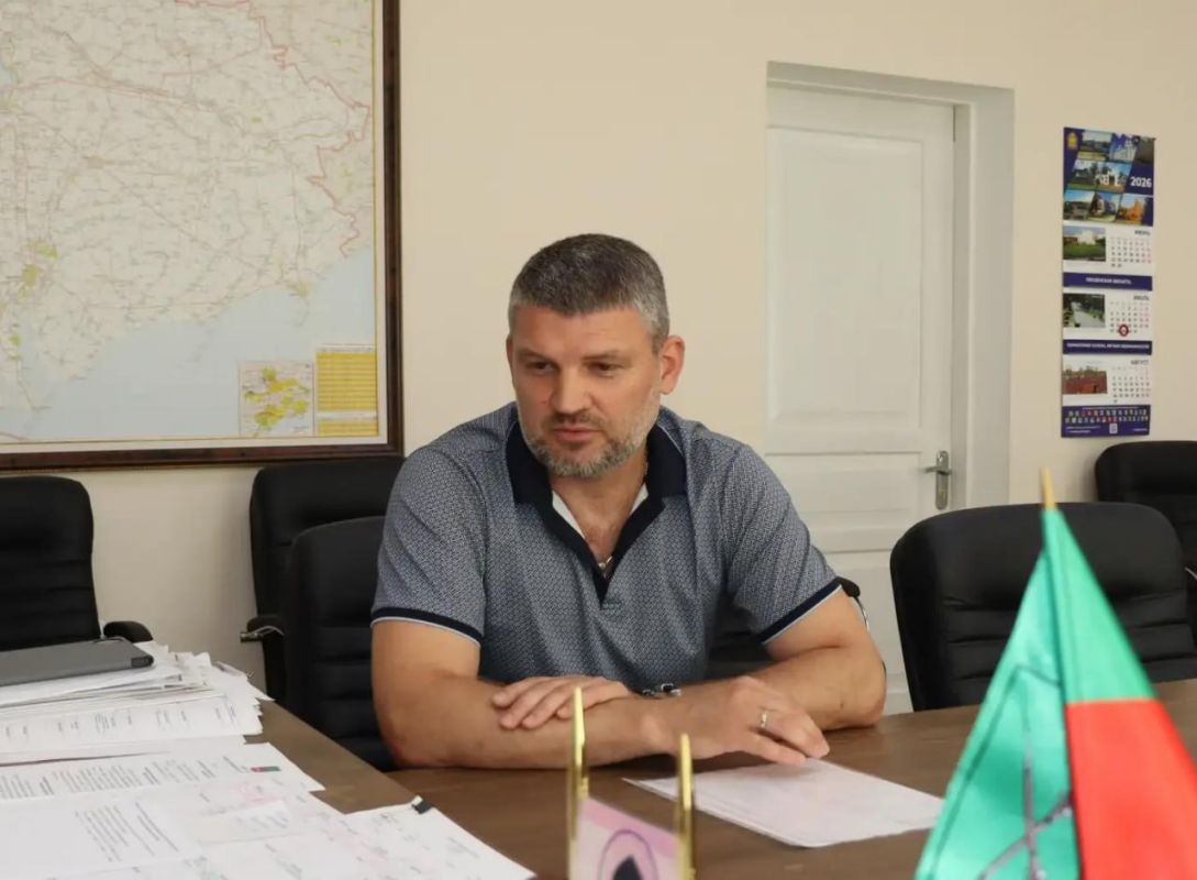 Провёл рабочую встречу с исполняющим обязанности генерального директора ГУП «Вода Запорожья» Николаем Баздыревым Провёл рабочую встречу с исполняющим обязанности генерального директора ГУП «Вода Запорожья» Николаем Баздыревым
